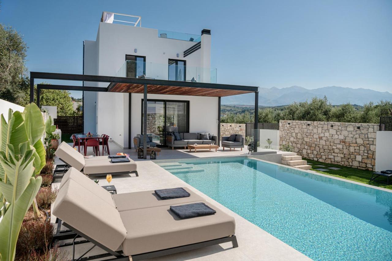 Avrilia Seaside Villa Heated Pool Almirida Eksteriør bilde