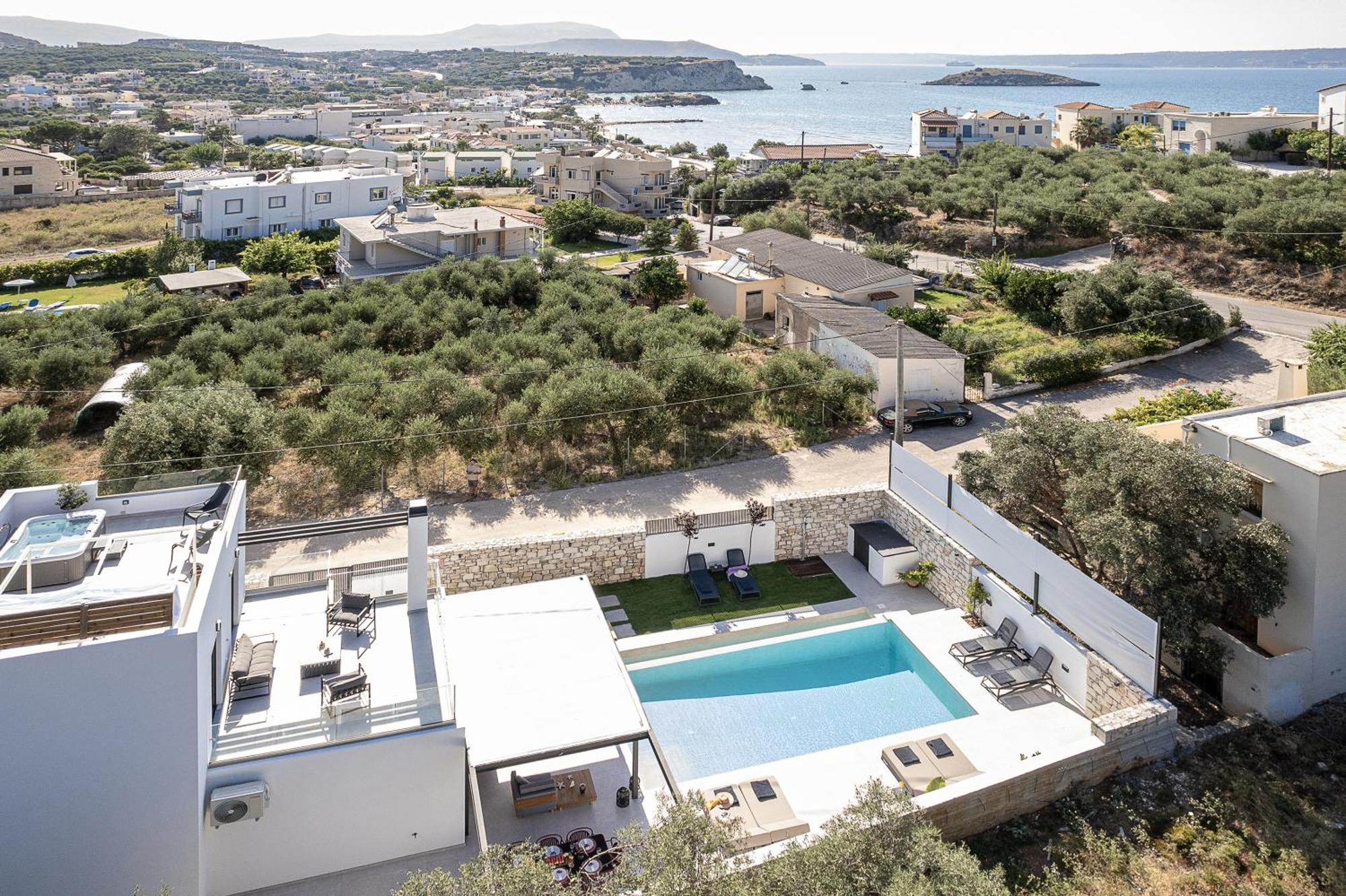 Avrilia Seaside Villa Heated Pool Almirida Eksteriør bilde