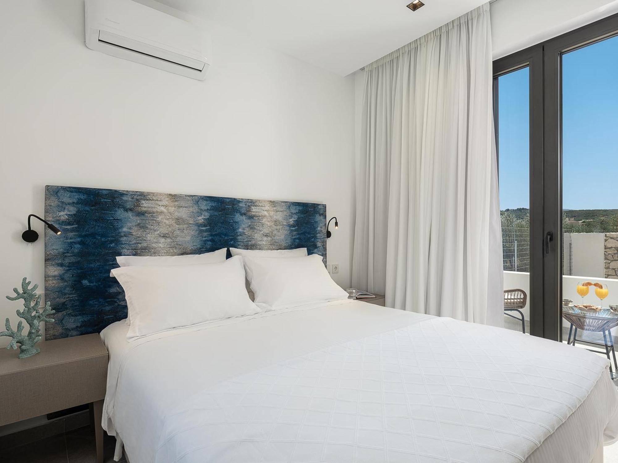 Avrilia Seaside Villa Heated Pool Almirida Eksteriør bilde