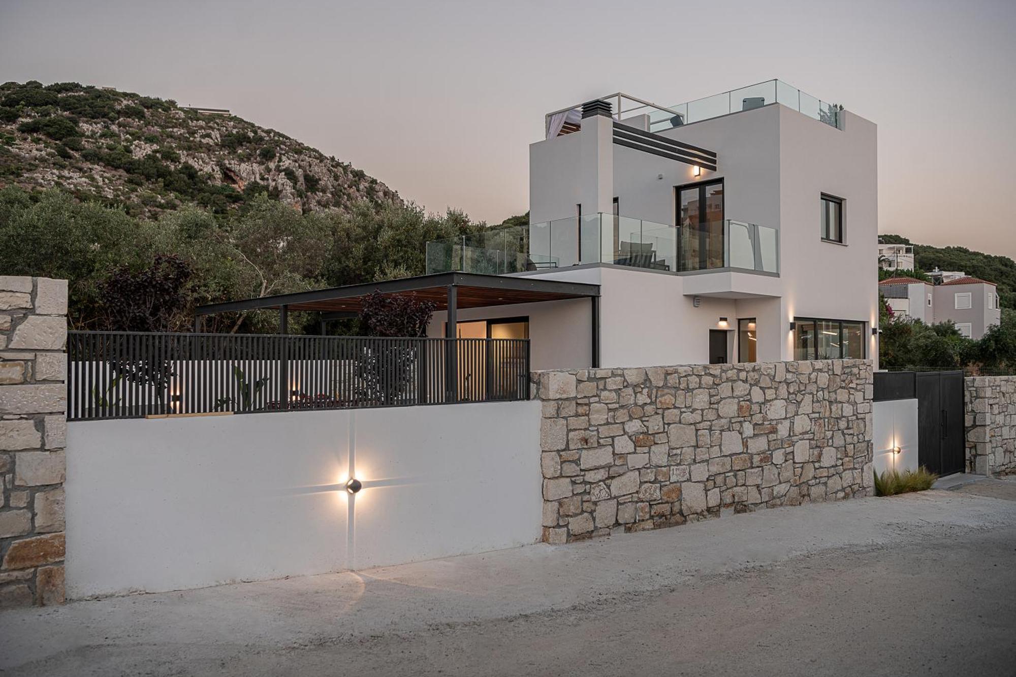 Avrilia Seaside Villa Heated Pool Almirida Eksteriør bilde
